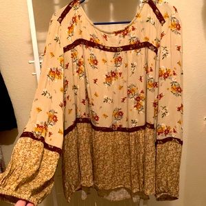 Maurices Peasant top